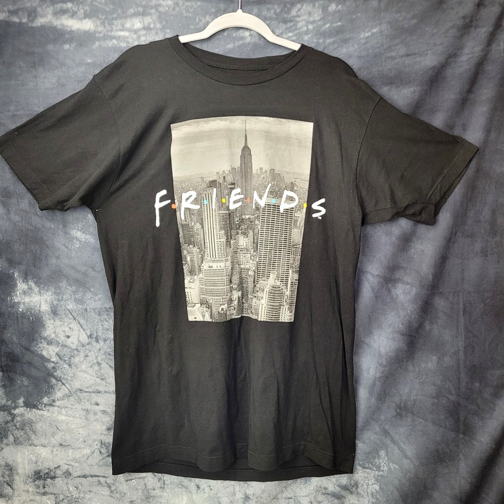 Vintage Friends NYC Skyline T-Shirt Black TV Show Fan‎ Tee Unisex Medium